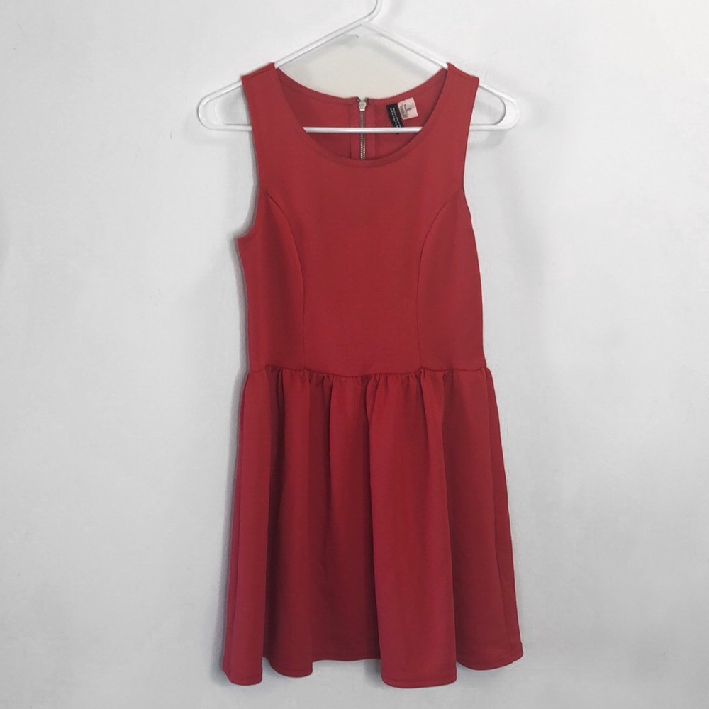 Beautiful Red H&M party dress!